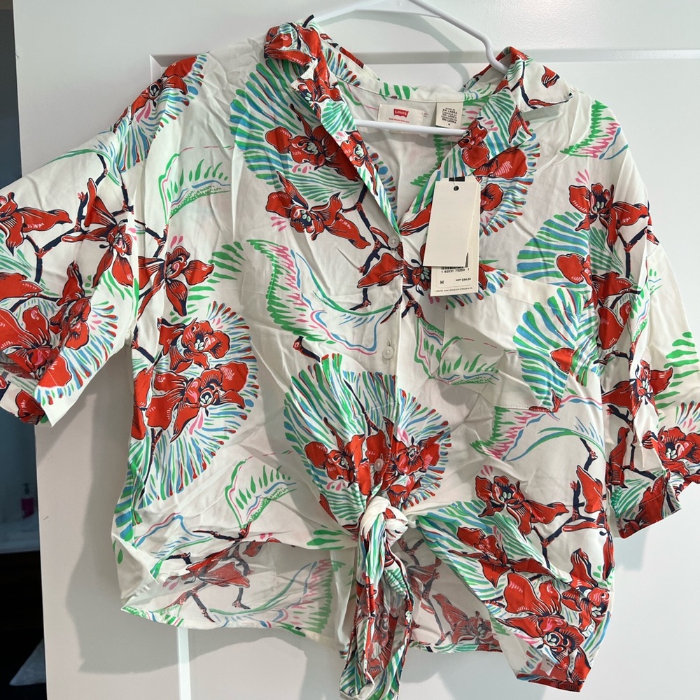 Levi’s button up shirt